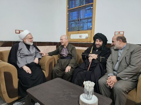 تصاویر/ دیدار نماینده ولی فقیه در کردستان از طلاب و روحانیون اهل سنت کامیاران