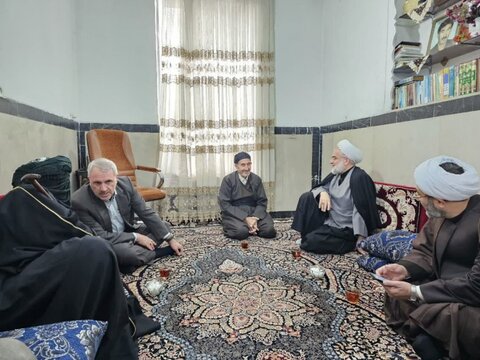 تصاویر/ دیدار نماینده ولی فقیه در کردستان از طلاب و روحانیون اهل سنت کامیاران
