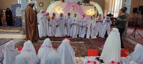 تصاویر/  جشن تکلیف دانش آموزان دختر در شهرستان چايپاره