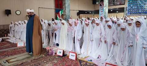 تصاویر/  جشن تکلیف دانش آموزان دختر در شهرستان چايپاره
