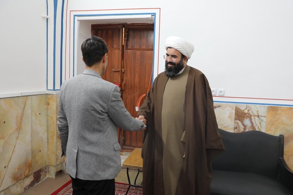 تشرف جوانی ۳۴ ساله به دین اسلام و مذهب حقه تشیع