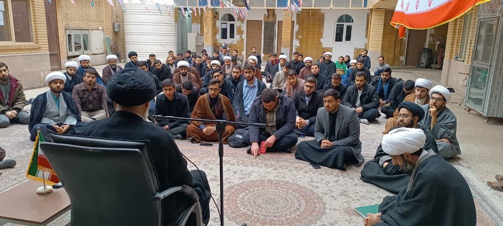 برگزاری درس اخلاق در مدرسه علمیه ولی عصر(عج) اهواز