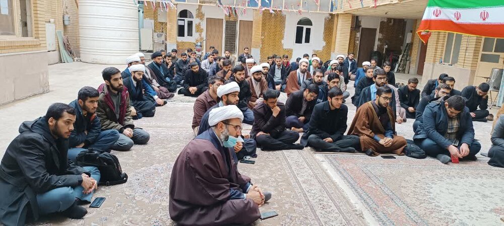 برگزاری درس اخلاق در مدرسه علمیه ولی عصر(عج) اهواز