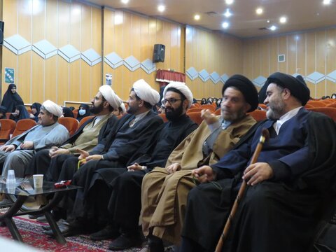 تصاویر همایش مبلغین و مبلغات شهرستان خرم آباد