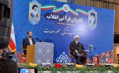 تصاویر/ محفل معنوی انس با قرآن کریم در میاندوآب