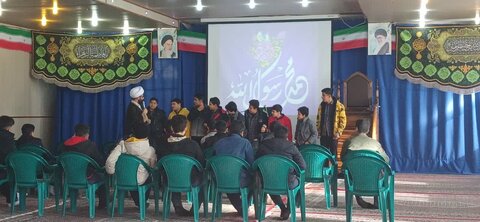 تصاویر/ جشن تکلیف دانش آموزان مدرسه شهید متولی در مدرسه علمیه امیرالمومنین (ع) آران وبیدگل