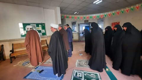 تصاویر/ جشن دهه فجر در مدرسه علمیه الزهرا (س) ارومیه