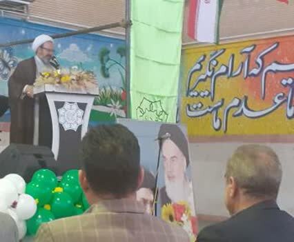 تصاویر/برگزاری مراسم باشکوه ۴۵ سالگی انقلاب اسلامی ایران و جشن بزرگ عید مبعث در مدرسه علمیه صدیقه طاهره (س) غرق آباد