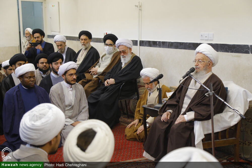 Ayat. Makarem Emphasizes on Epic Participation In 22nd of Bahman