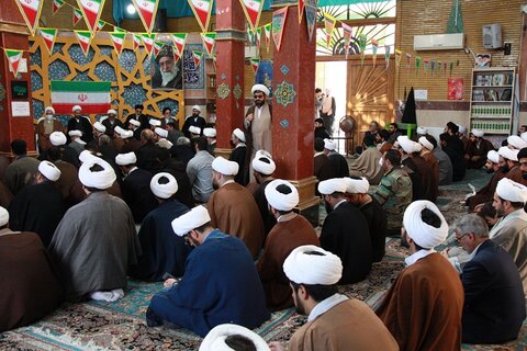 تصاویر/ مراسم عمامه گذاری طلاب حوزه علمیه کرمانشاه