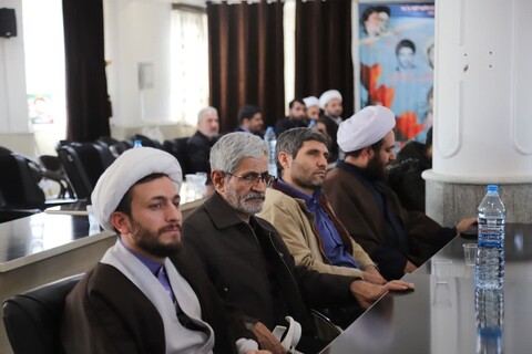 تصاویر/ نشست روحانیون عقیدتی سیاسی نیروهای مسلح مستقر در شهرستان مراغه
