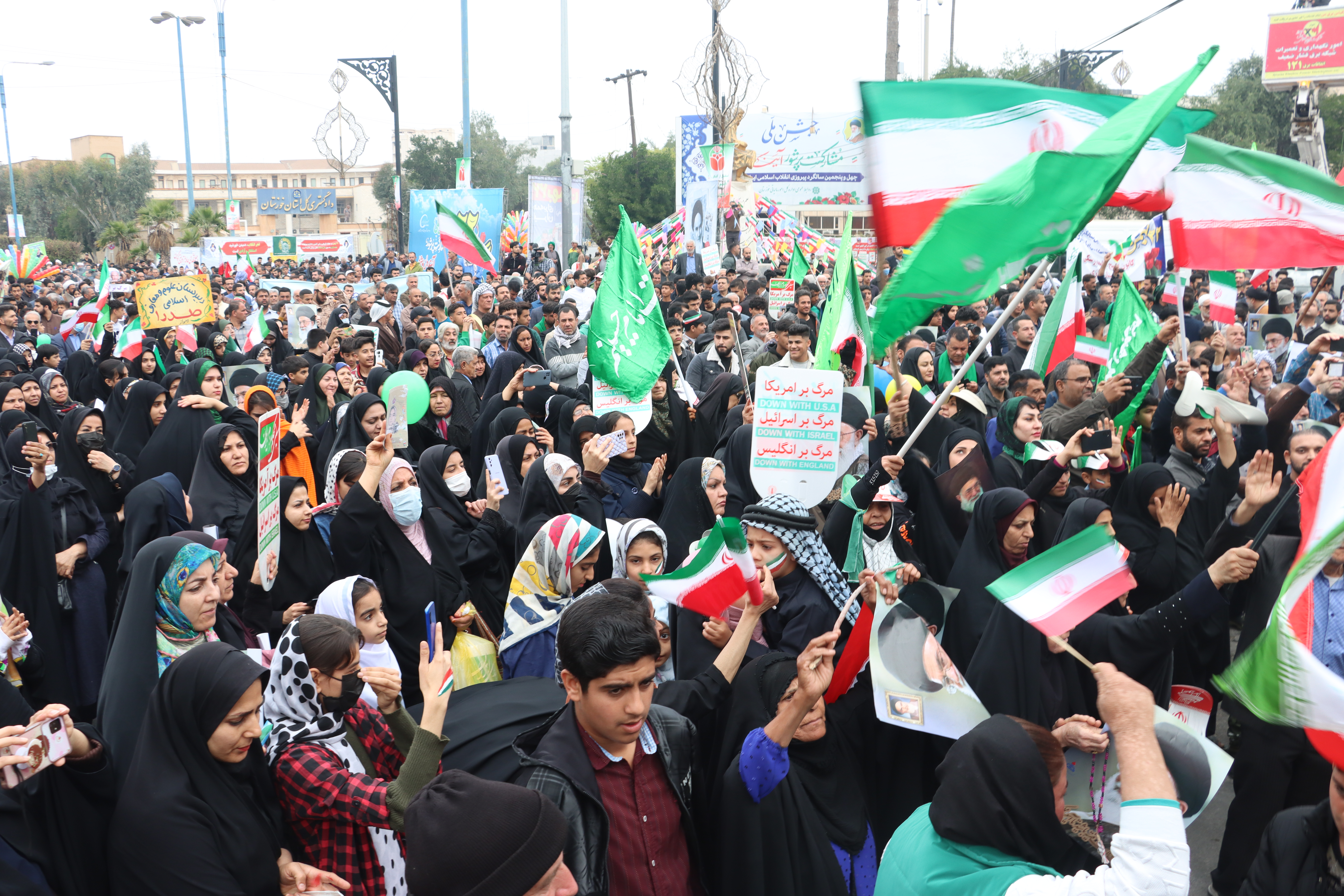 مردم اهواز در راهپیمایی ۲۲ بهمن ماه حماسه آفریدند