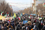 تصاویر / حضور پرشور مردم دارالعباده یزد در راهپیمایی ۲۲ بهمن
