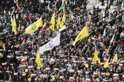 فیلم | گوشه‌هایی از راهپیمایی مردم انقلابی قم در ۲۲ بهمن