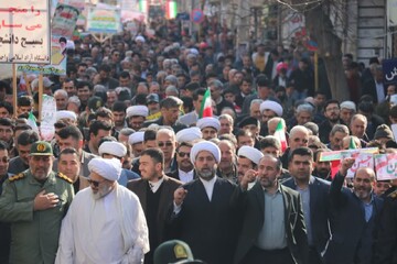 تصاویر/ خروش مردم شهرستان میاندوآب در ۲۲ بهمن