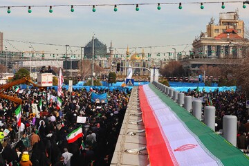 تصاویر/ راهپیمایی باشکوه ۲۲بهمن در مشهد مقدس