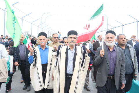 حضور اقشار مختلف مردم در راهپیمایی 22 بهمن