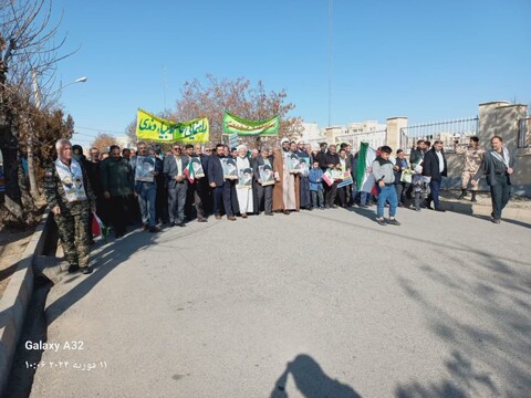 تصاویر/ راهپیمایی مردم دندی در ۲۲ بهمن