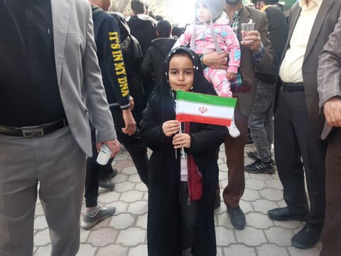 تصاویر/ خروش حماسی مردم کاشان در راهپیمایی 22 بهمن