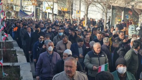 تصاویر/ حضور مردم شهرستان سقز در راهپیمایی یوم الله 22 بهمن
