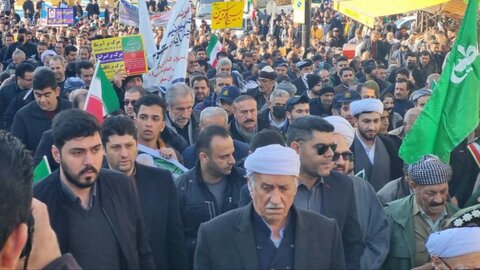 تصاویر/ حضور مردم شهرستان سقز در راهپیمایی یوم الله 22 بهمن