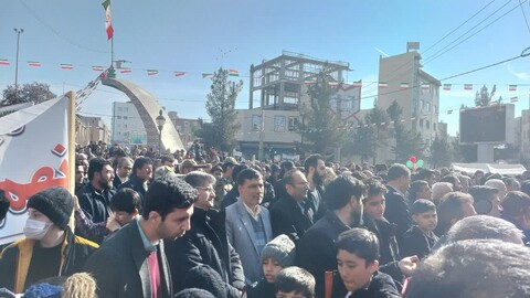 تصاویر/ حضور مردم شهر «عجب شیر» در راهپیمایی با شکوه یوم الله ۲۲ بهمن