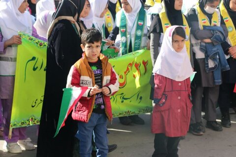تصاویر/ راهپیمایی با شکوه مردم انقلابی کامیاران در 22 بهمن