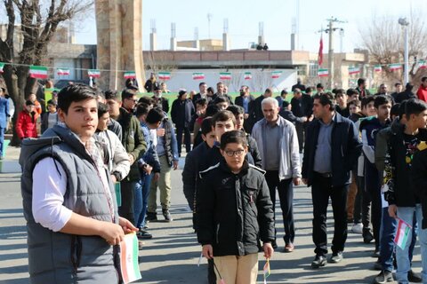 تصاویر/ خروش مردم شهرستان نقده در یوم الله 22 بهمن