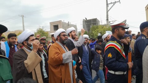 تصاویر/ راهپیمایی یوم الله ۲۲ بهمن در شهرستان حاجی آباد