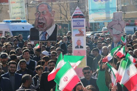 راهپیمایی 22 بهمن در کامیاران