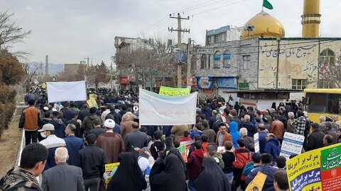 تصاویر حضور مردم دورود در راهپیمایی یوم الله ۲۲ بهمن