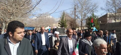 تصاویر حضور مردم چگنی در راهپیمایی یوم الله ۲۲ بهمن