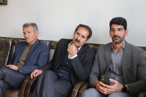 تصاویر/دیدار اعضای هیات والیبال استان اردبیل با نماینده ولی فقیه