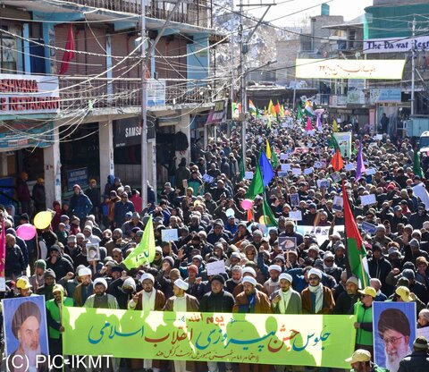 کارگل میں انقلاب اسلامی کی سالگرہ پر اجتماع