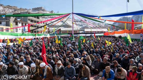 کارگل میں انقلاب اسلامی کی سالگرہ پر اجتماع