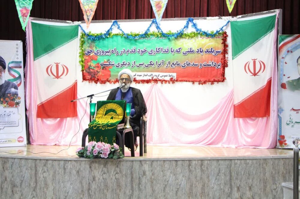 تجلیل خادمیاران آران و بیدگلی از گروه ۸۴۰ موشکی شهید کبریایی+عکس