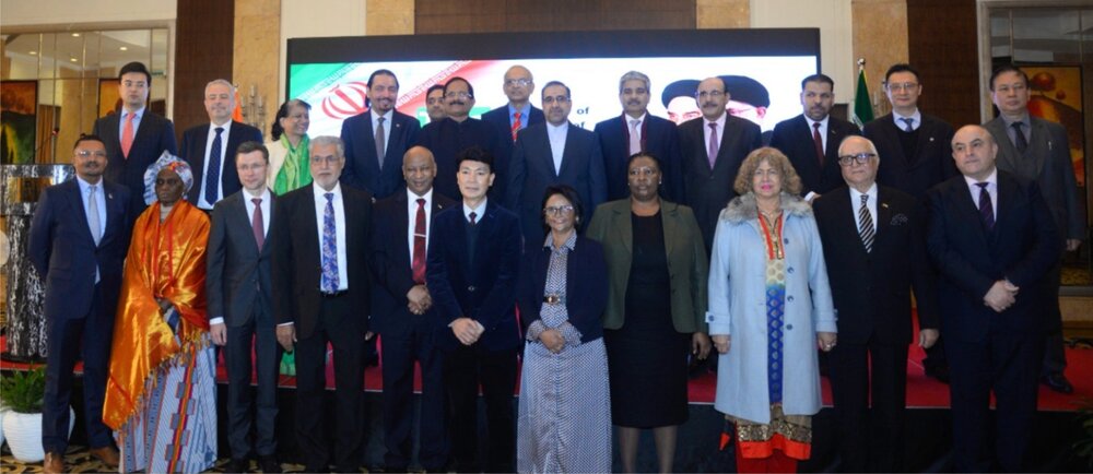 ایران کی خارجہ پالیسی دنیا بھر کی مظلوم قوموں کیلئے مشعل راہ ہے: ڈاکٹر ایرج الہٰی