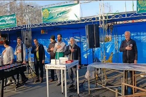 راهپیمایی ۲۲ بهمن کرج معطر به عطر حرم رضوی شد+ عکس