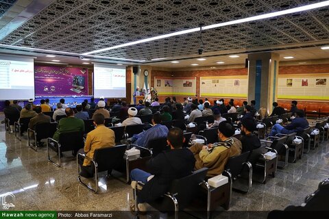 بالصور/ إقامة مؤتمر لناشطي الإعلام والعالم الافتراضي في الحوزات العلمية في إيران بمدينة مشهد المقدسة