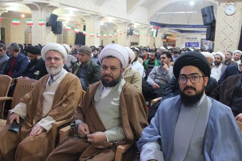 تصاویر / مراسم عمامه گذاری طلاب مدارس علمیه استان قزوین