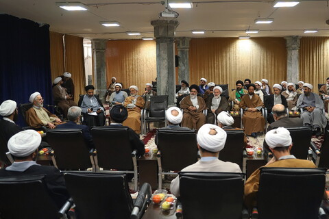 تصاویر/ نشست عمومی مدیران مدارس و معاونان حوزه با حضور دادستان کل کشور