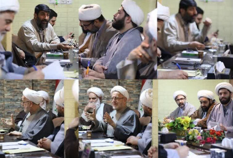 نخستین دور از نشست‌های هیئت اندیشه‌ورز کانون‌های مساجد در نجف