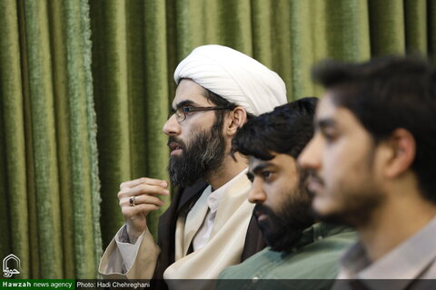 بالصور/ إقامة ندوة علمية بعنوان "أئمة الشيعة عليهم السلام من منظور الباحثين الغربيين" بمدينة قم المقدسة