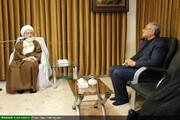 بالصور/ وزير الصحة والتعليم الطبي يلتقي بسماحة آية الله نوري الهمداني بمدينة قم المقدسة