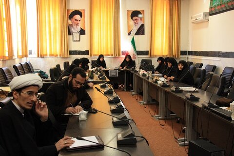 تصاویر/ برگزاری «دوره تربیت مربی امامت» در حوزه علمیه کرمانشاه