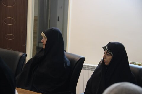 تصاویر / اختتامیه دوره آموزشی زوجین در مرکز مشاوره حوزه علمیه قزوین