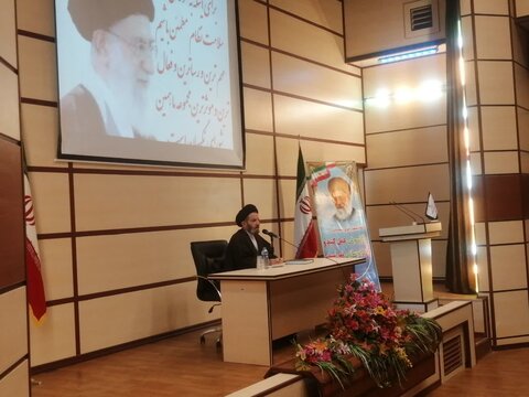 تصاویر همایش اعضای هیأت های نظارت استان لرستان