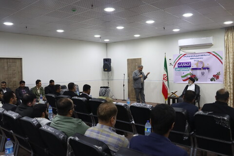 نشست فرماندهان پایگاه های مقاومت بسیج مساجد شهرستان اهواز با نماینده ولی فقیه در خوزستان