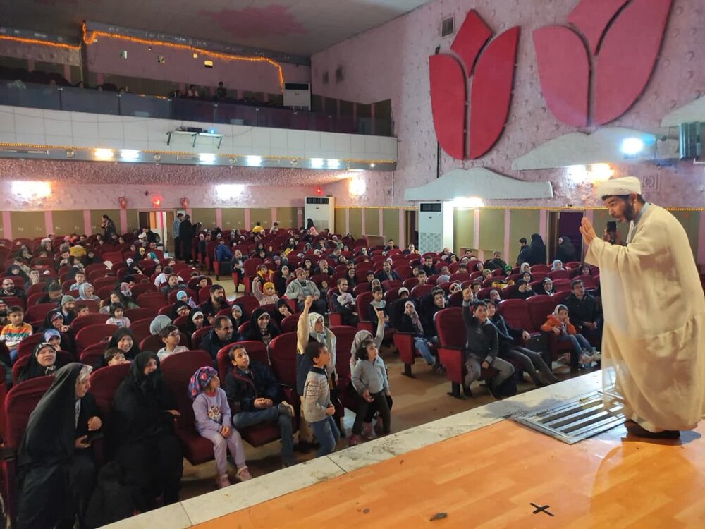 جشن اعیاد شعبانیه ویژه طلاب و روحانیون اصفهان برگزار شد