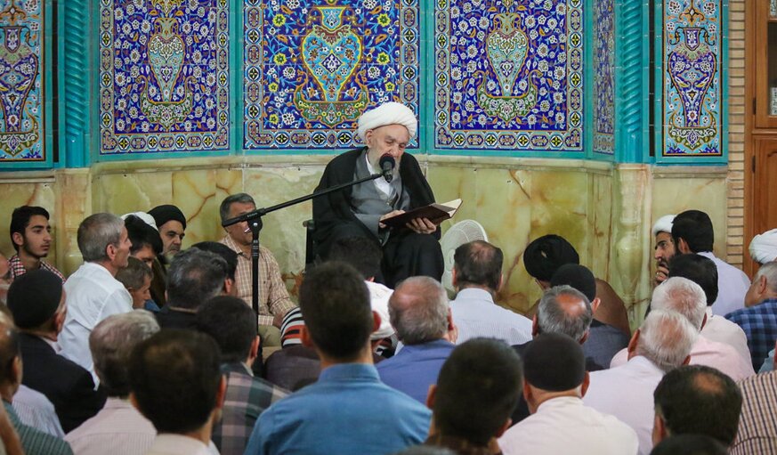 درس اخلاق | دو ابزار مهم برای ابراز محبت به خدای متعال